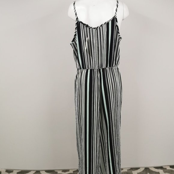 George Tie Front Maxi  Dress - Picture 3 of 3